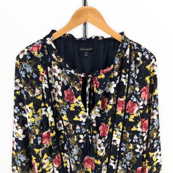 Banana Republic Black Floral Valeri Long Sleeve Ladder Stitch Smocked Dress sz M - Picture 4 of 12